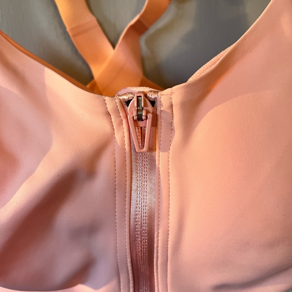 Victoria’s Secret 36DD KNOCKOUT SPORTS BRA Pink - Picture 2 of 7